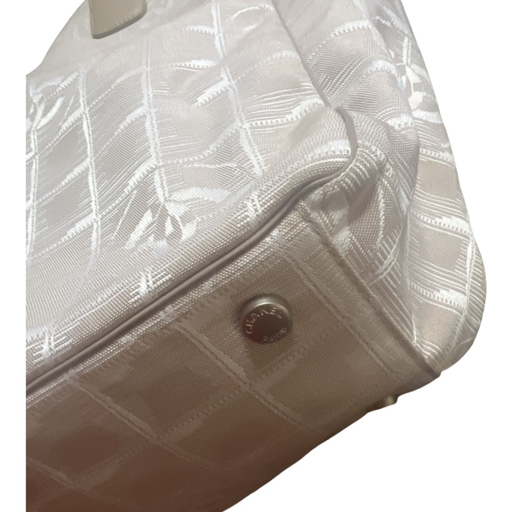 🔥🔥CHANEL Tavel Line Beige GM Tote 🔥🔥 - Picture 10 of 15